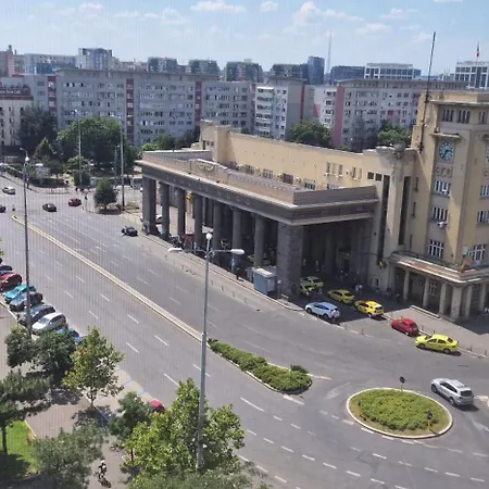 Gara De Nord Апартаменты *